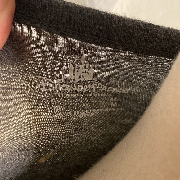 Disney World Parks Gray Short Sleeve Mickey Mouse T-Shirt Size Small - Picture 6 of 6